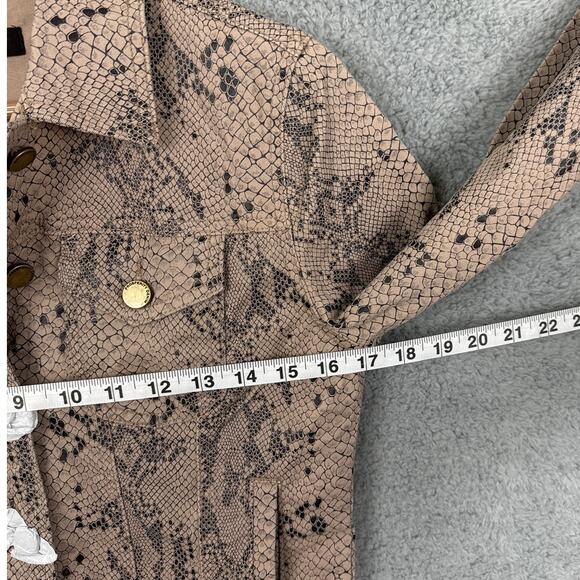 Prosperity Women’s Snakeskin Print Denim Jacket Taupe Black Size XS NWOT - Picture 3 of 9